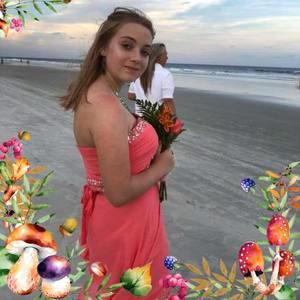 Meet your Posher, Rochelle